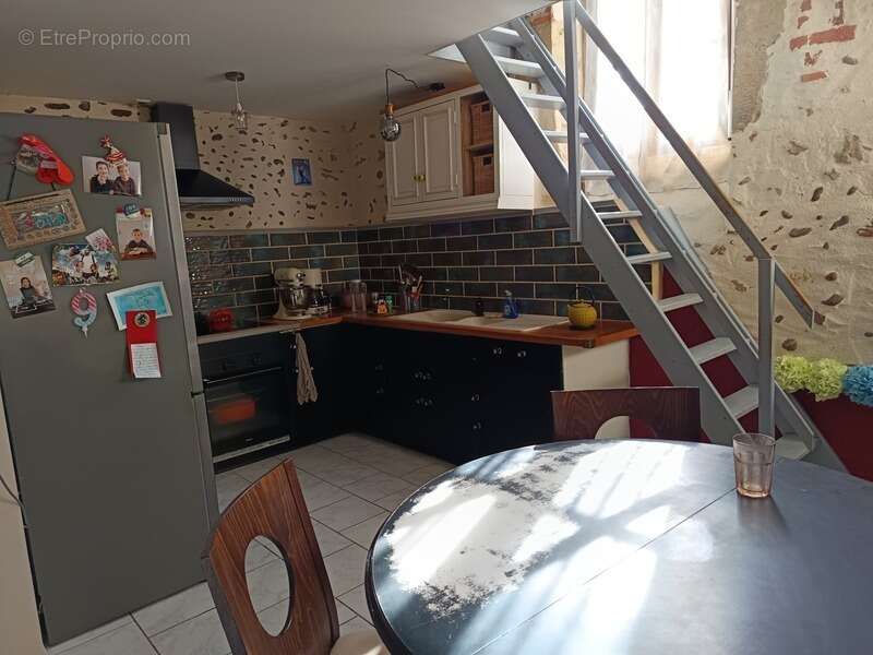 Appartement t3  quartier historique - photo 2