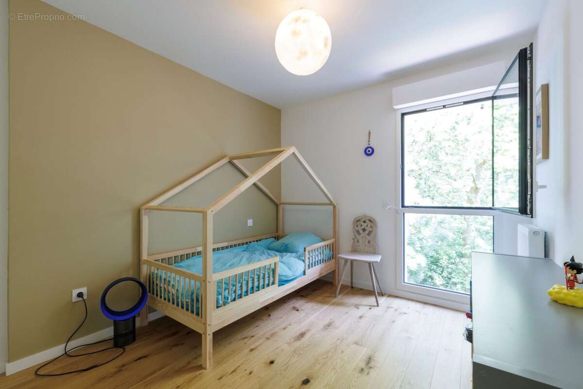 Chambre enfant - Appartement à BAYONNE