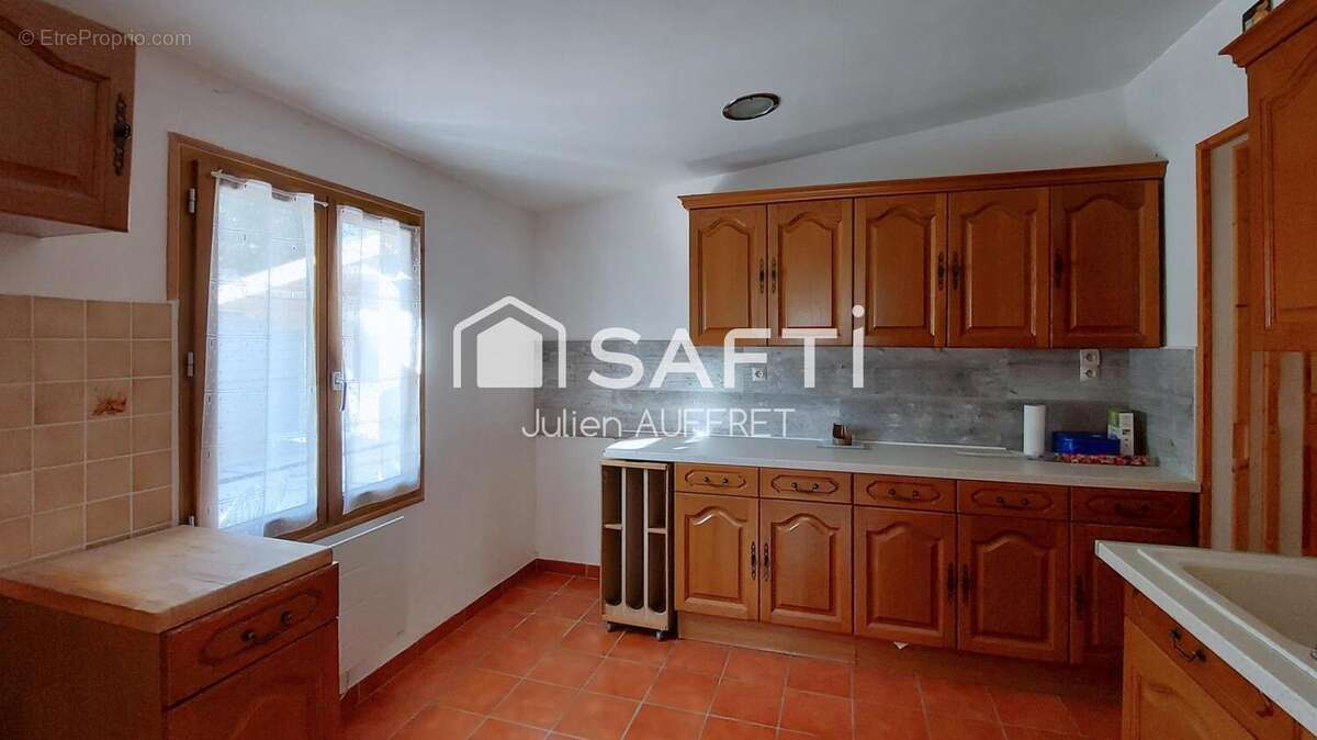Maison 50 m² à Moutiers-En-Puisaye  - photo 6
