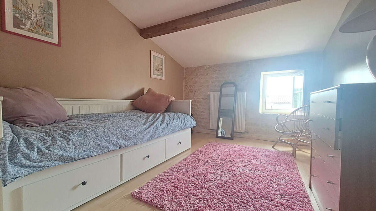 Maison 105 m² à Villiers-En-Plaine  - photo 7