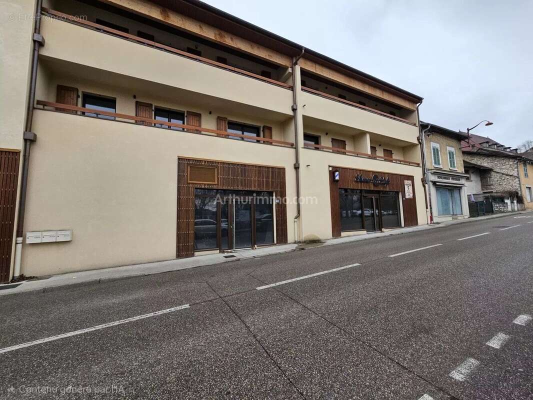 Commerce à MORESTEL