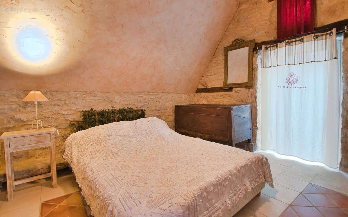 Maison à QUISSAC