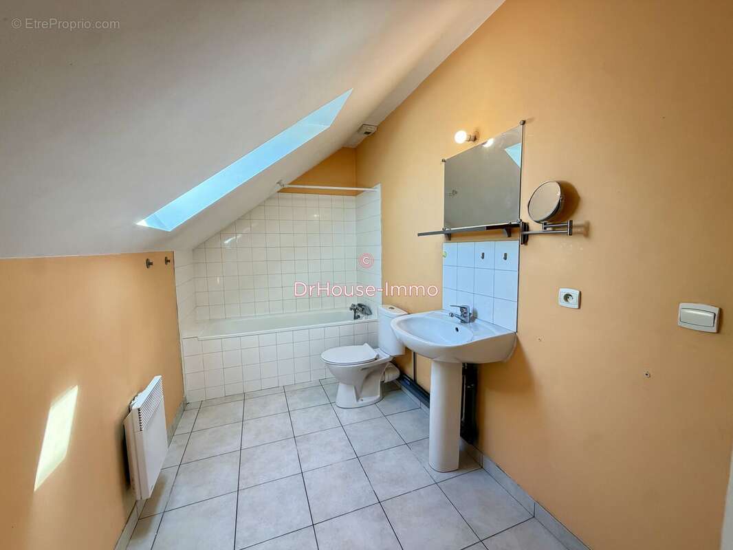 Maison 96 m² à Dordives  - photo 17
