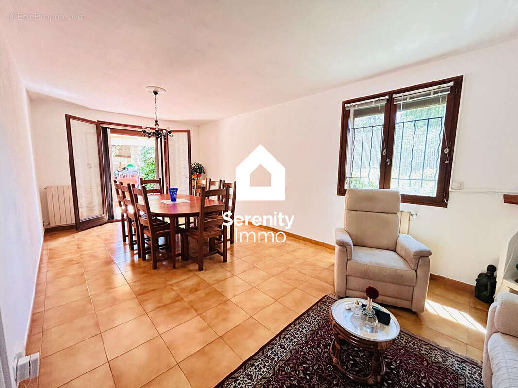 Appartement à SEPTEMES-LES-VALLONS