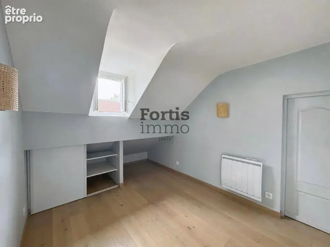 Paris 6 - charmant 2 pièces, dernier etage, dpe d - photo 9
