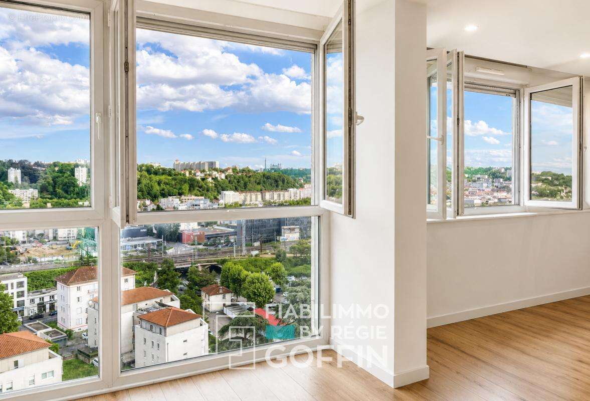 Appartement à LYON-9E