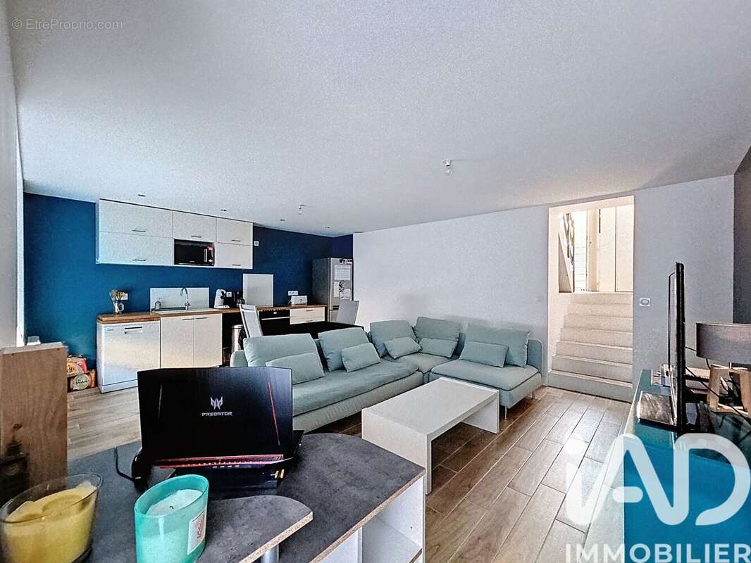Photo 2 - Appartement à SAINT-AUBIN-D'AUBIGNE