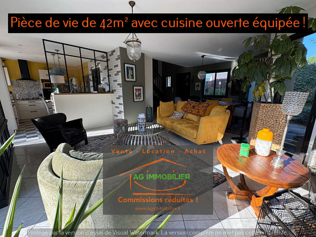 Maison à LA CHAPELLE-DES-FOUGERETZ