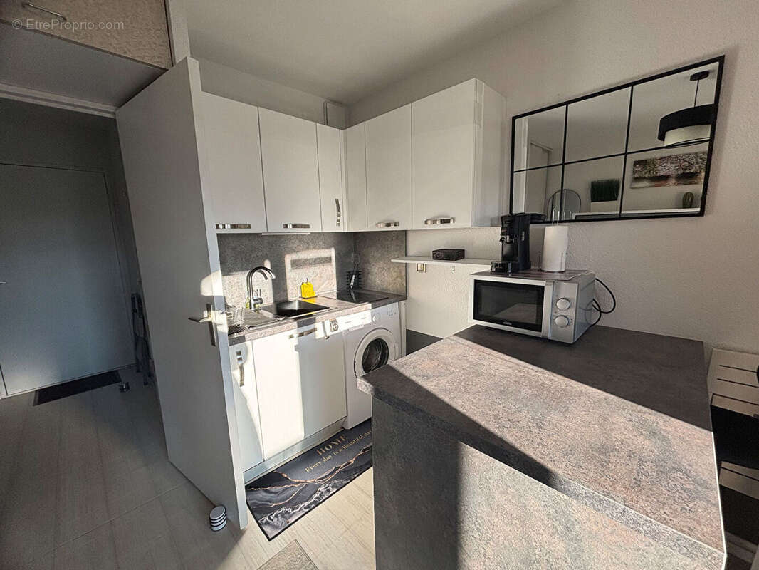 Appartement à LA LONDE-LES-MAURES