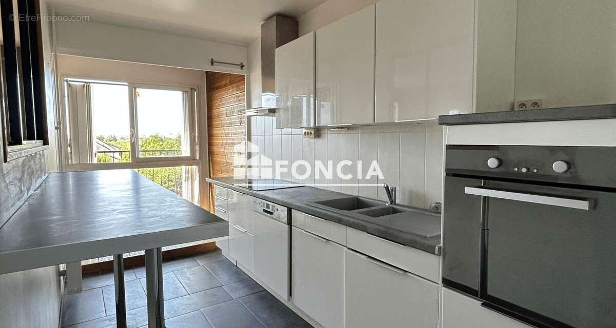 Appartement à MAINVILLIERS