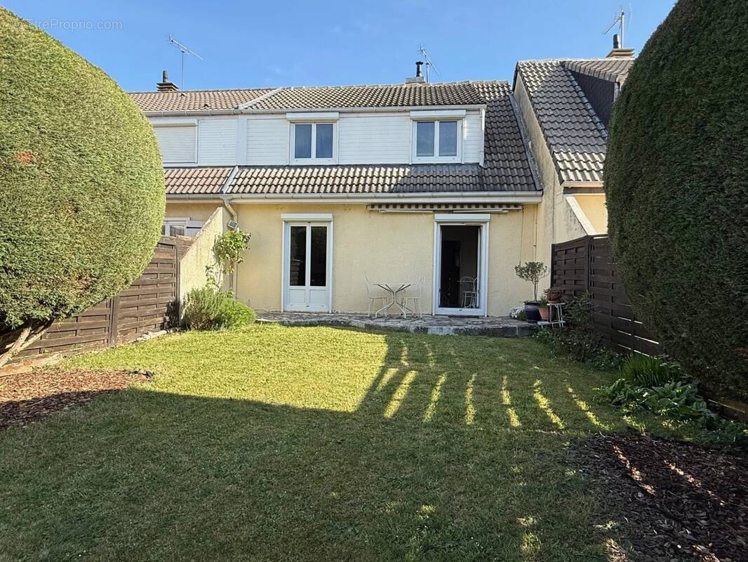 Maison à BOISSY-SOUS-SAINT-YON