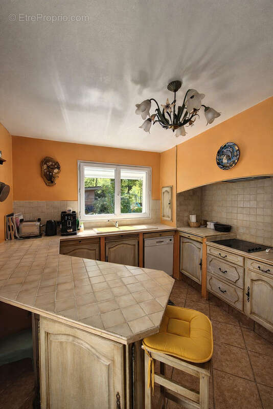 Maison à COUBRON