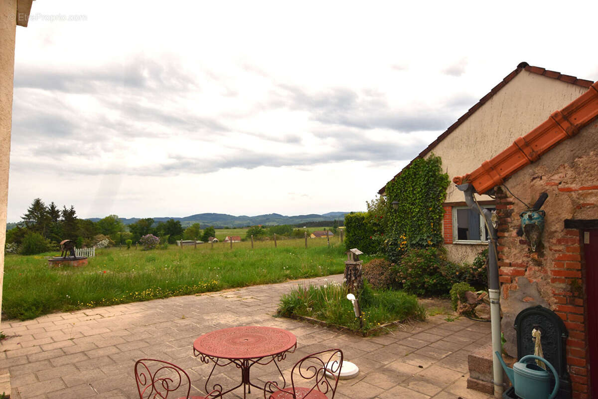 Maison à LE BREUIL