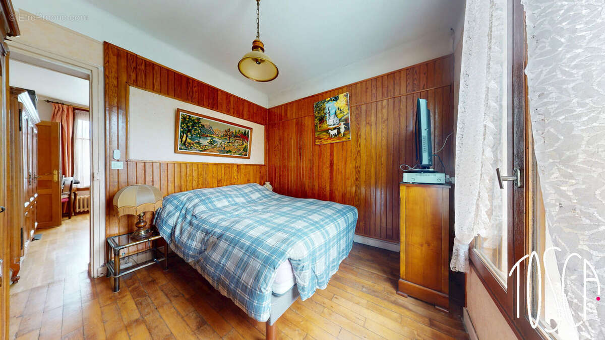Maison à THIAIS
