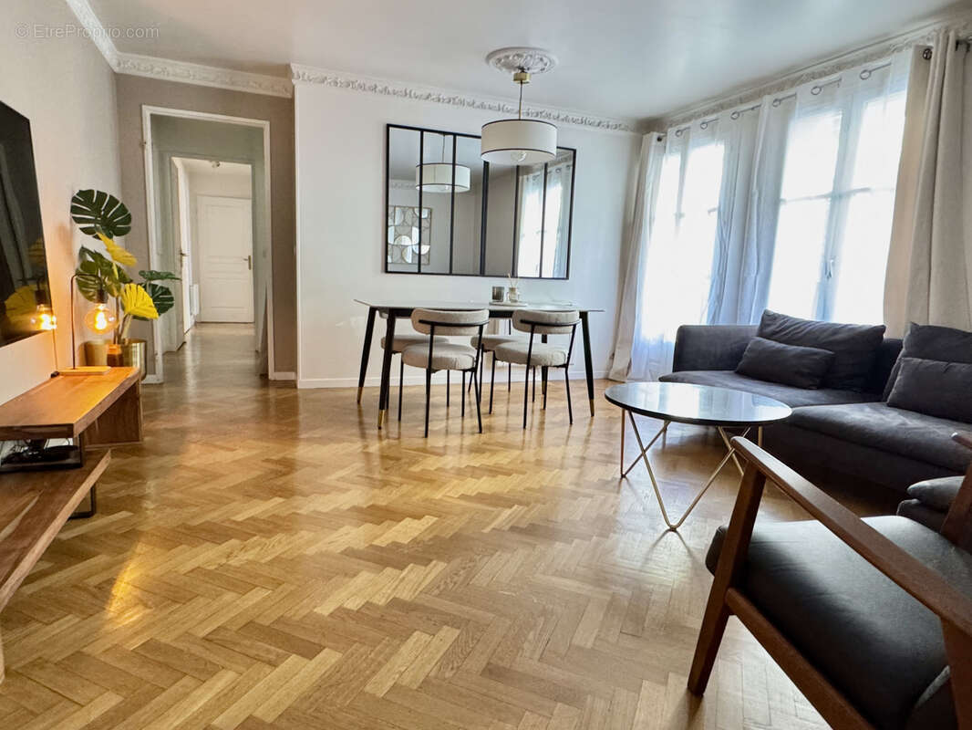 Appartement à THIAIS