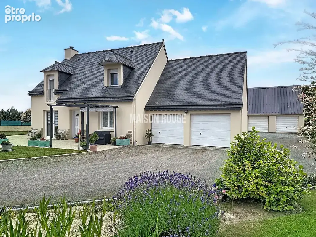 Maison familiale avec beaux espaces et jardin arboré située à PLERGUER - photo 9