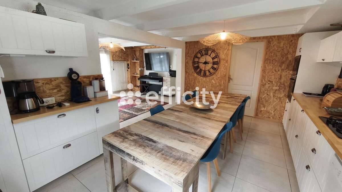 Maison à CUXAC-D'AUDE