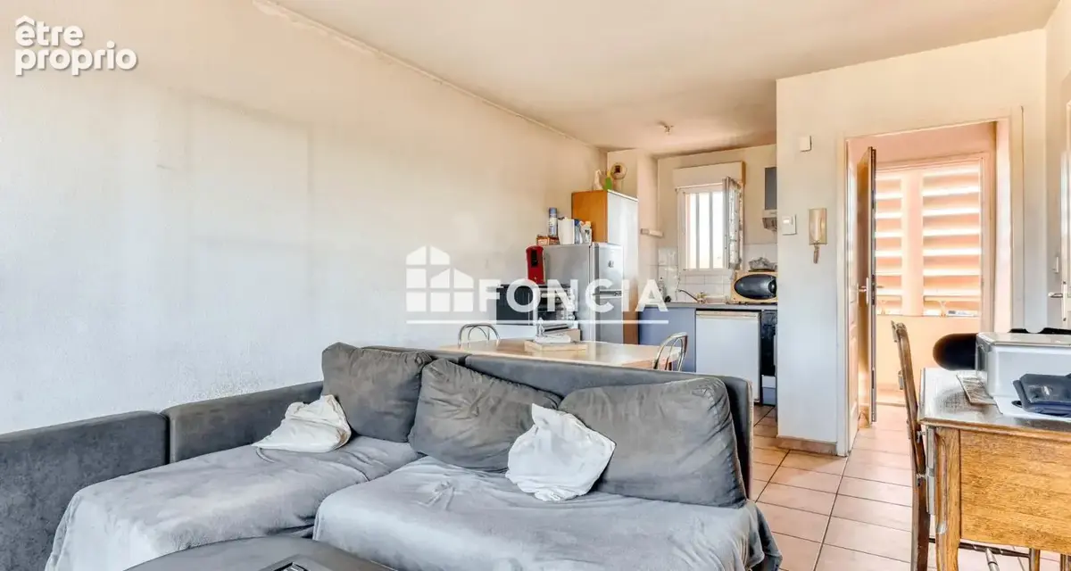 T2 dernier étage avec terrasse, idéal investissement locatif à Narbonne - photo 8