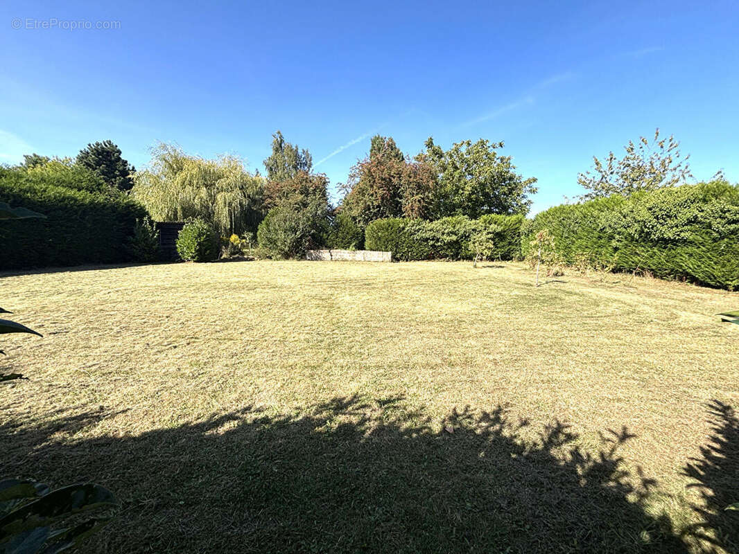 Maison à SAINTE-GENEVIEVE