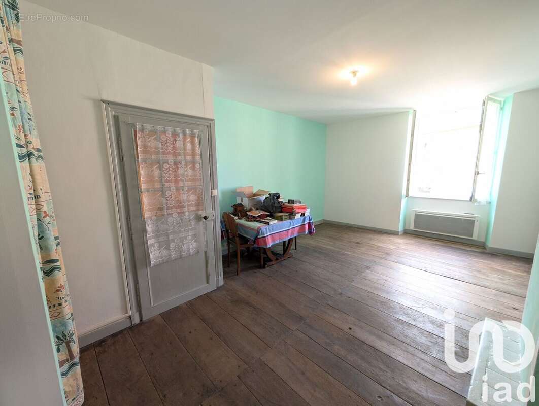 Photo 8 - Maison à MONTMORILLON