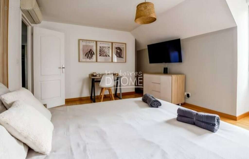 Maison à LE PLESSIS-FEU-AUSSOUX