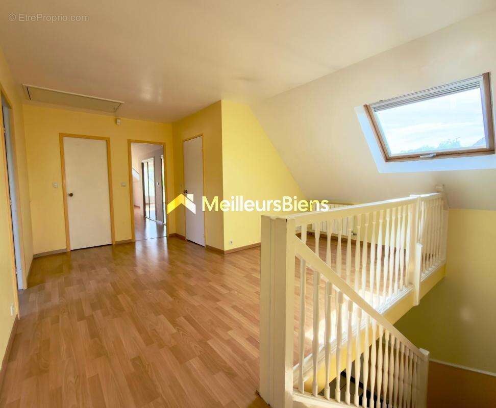Maison Familiale à Saint Nom la Bretèche - photo 14
