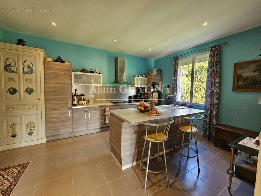 Maison à PONT-L&#039;EVEQUE