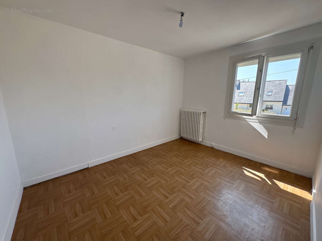 PLUVIGNER   Maison familiale avec beau potentiel à proximité du centre-ville - photo 12