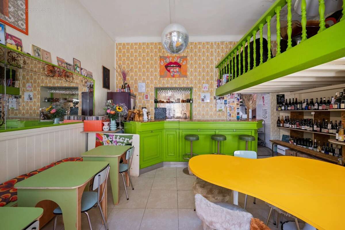 À vendre – bar à vin avec cuisine – port de nice - photo 4