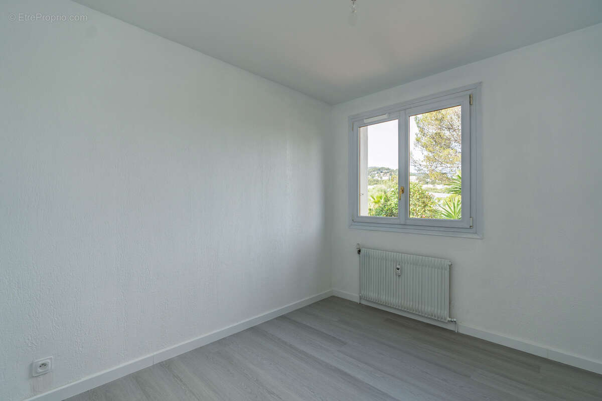 Appartement à HYERES