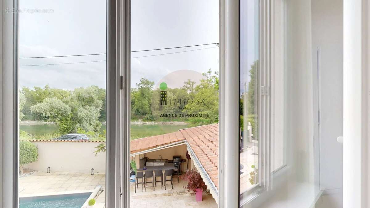 Maison à MIRIBEL