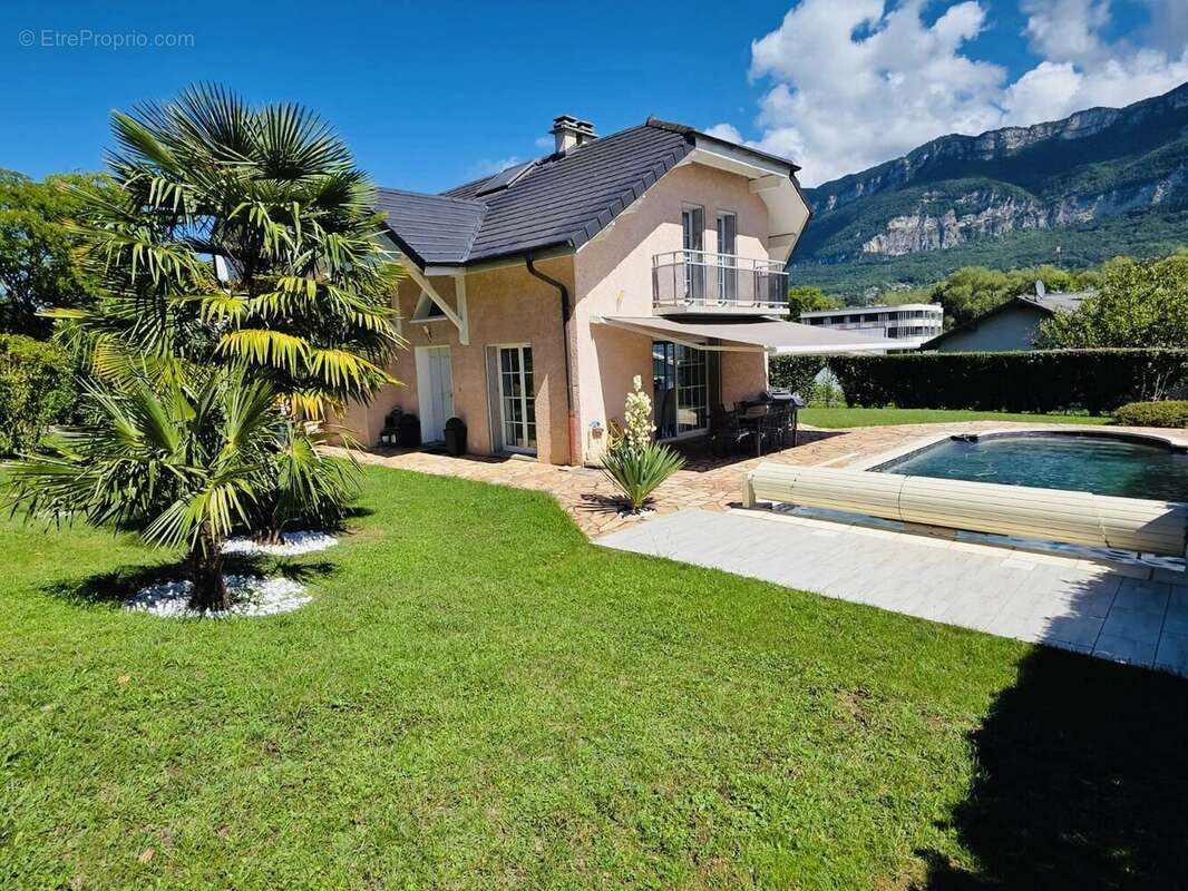 Maison à VIVIERS-DU-LAC