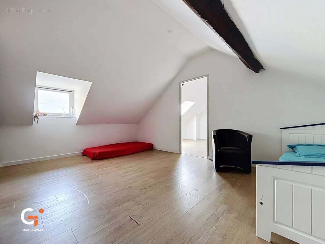Maison familiale de 245m² à Oissel-sur -Seine - photo 23