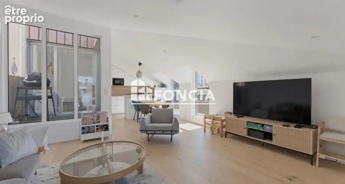 T3 rénové de 72 m² – bordeaux belcier – - photo 3