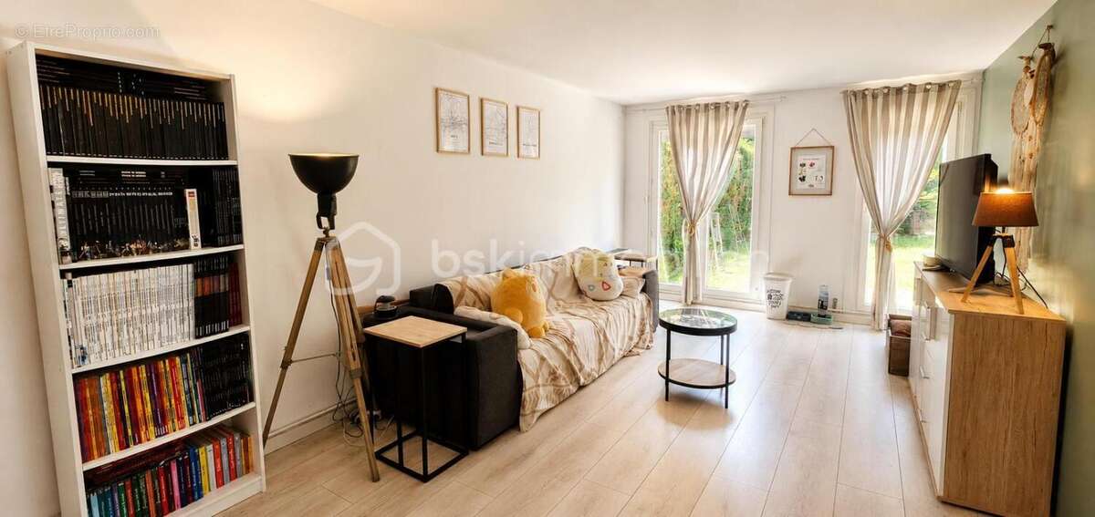 Appartement duplex avec jardin et box - photo 2