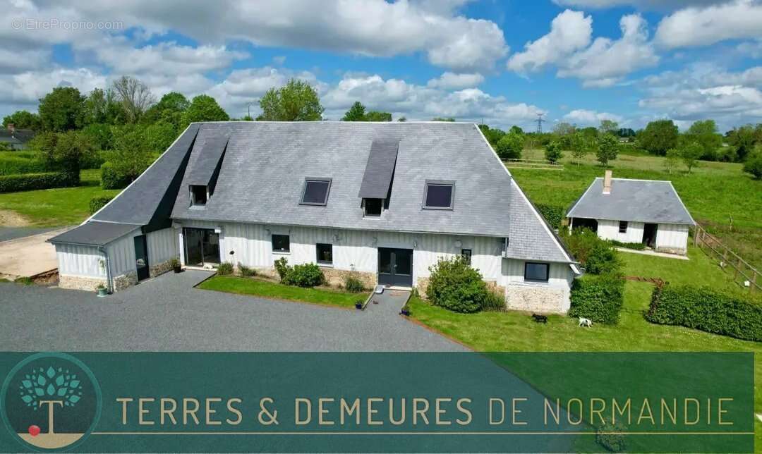 Maison à PONT-L&#039;EVEQUE