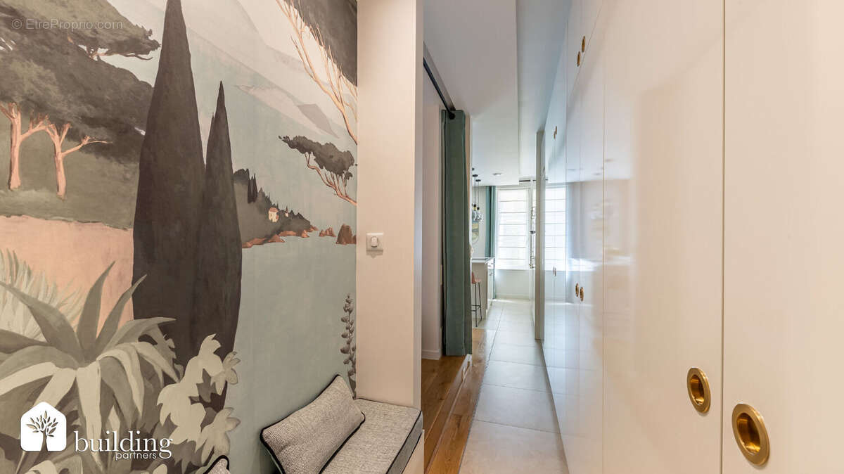 Appartement à PARIS-17E