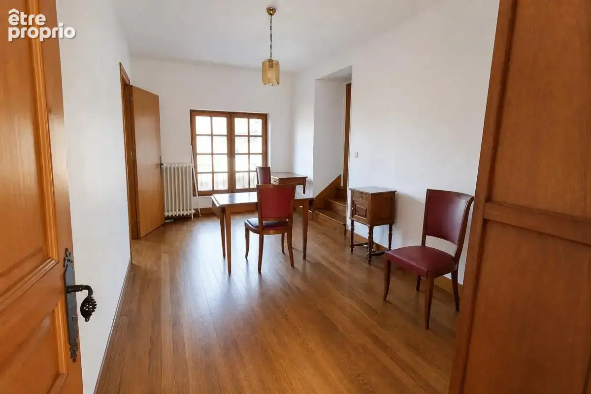 Élégante Maison Historique à Saint-Mathieu - photo 18