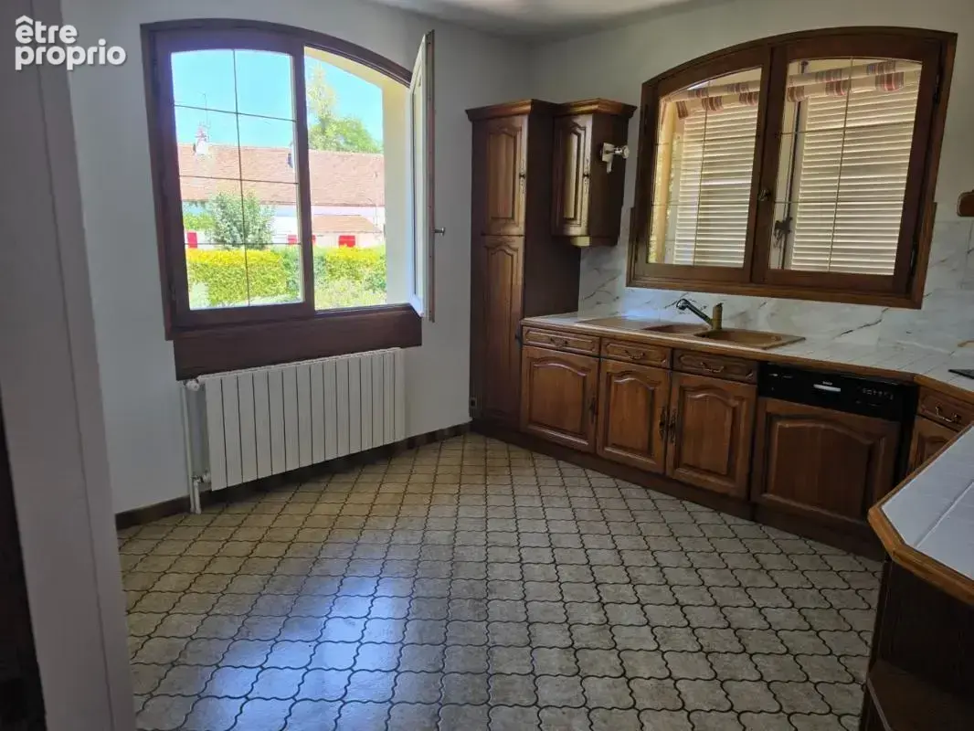 Maison à vendre 7 pièces 143m² perrigny sur l'ognon /  pontailler‑sur‑saône (21) - photo 5
