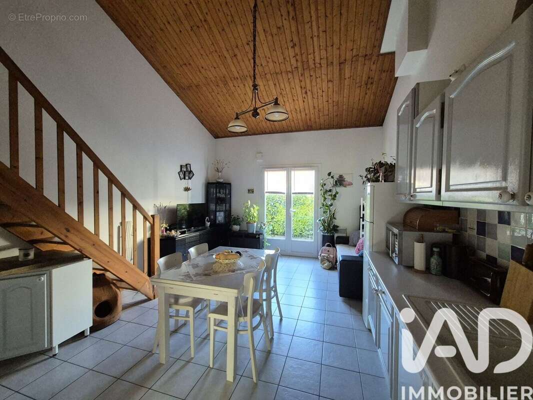Photo 2 - Maison à TALMONT-SAINT-HILAIRE