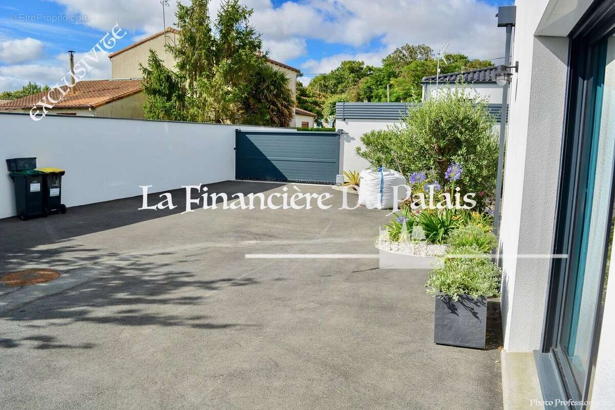 Maison à MESCHERS-SUR-GIRONDE