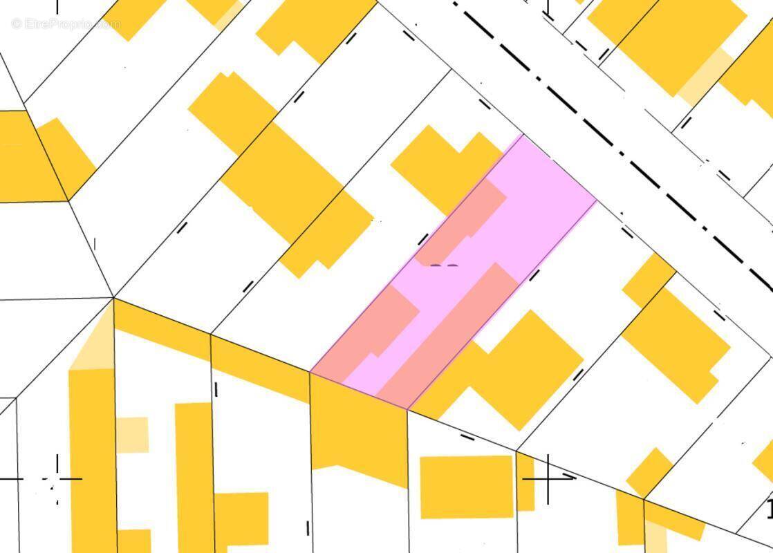 Terrain à DRANCY