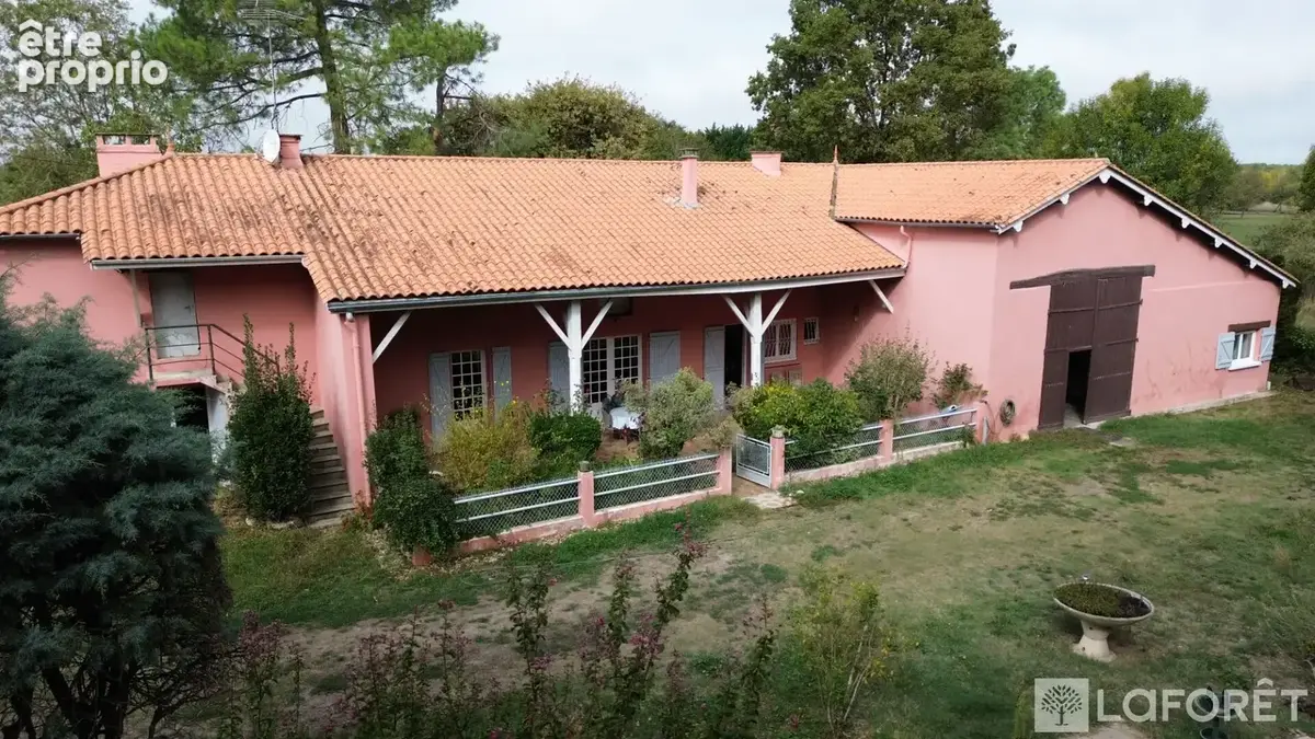 Maison à NOAILLAC