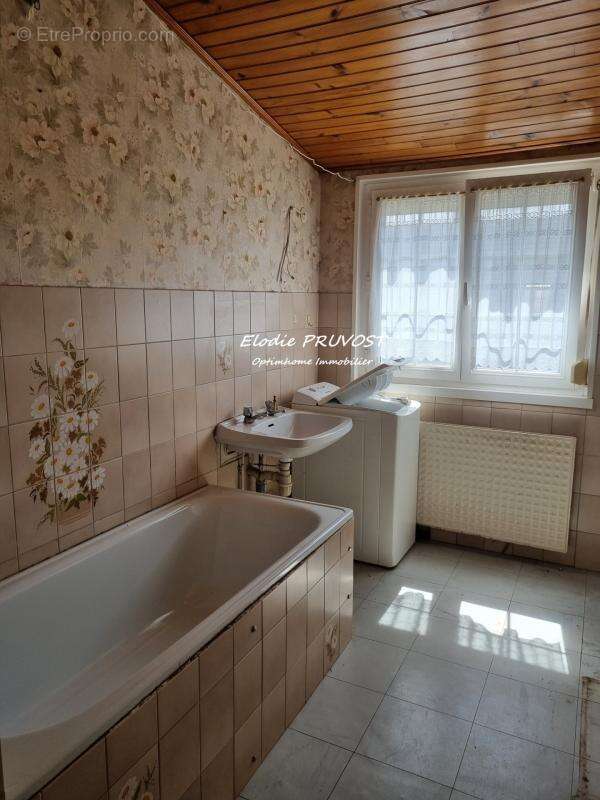 Maison 3 chambres sur sous sol complet + garage - photo 12