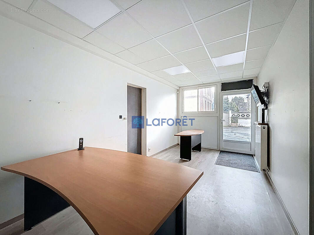 Ensemble immobilier 350 m2 - Atelier - Local commercial et appartement - photo 6