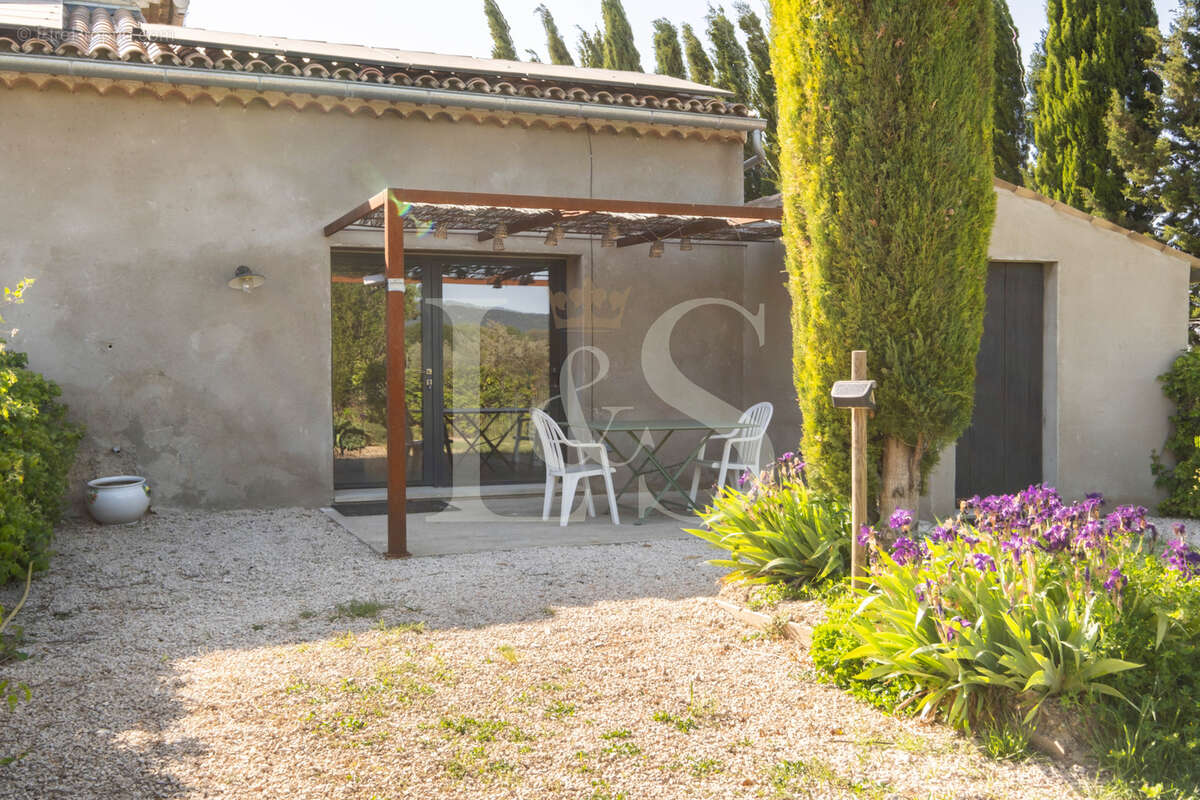 Maison à VAISON-LA-ROMAINE