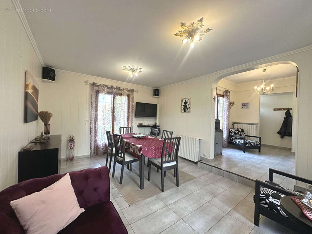 Maison à MITRY-MORY