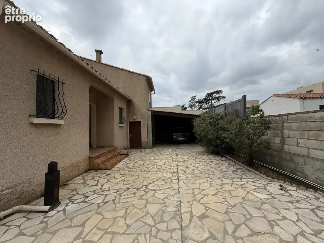 Villa T5 avec garage et piscine - photo 2