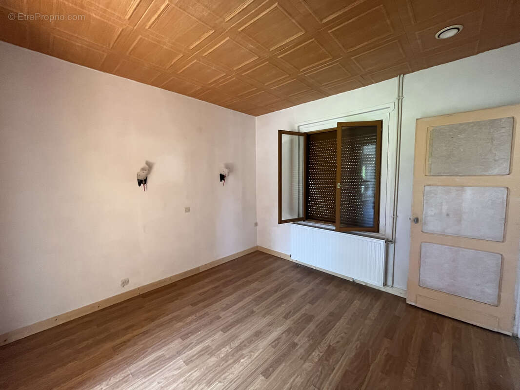 Maison de village avec nombreux batiments rambures - photo 8
