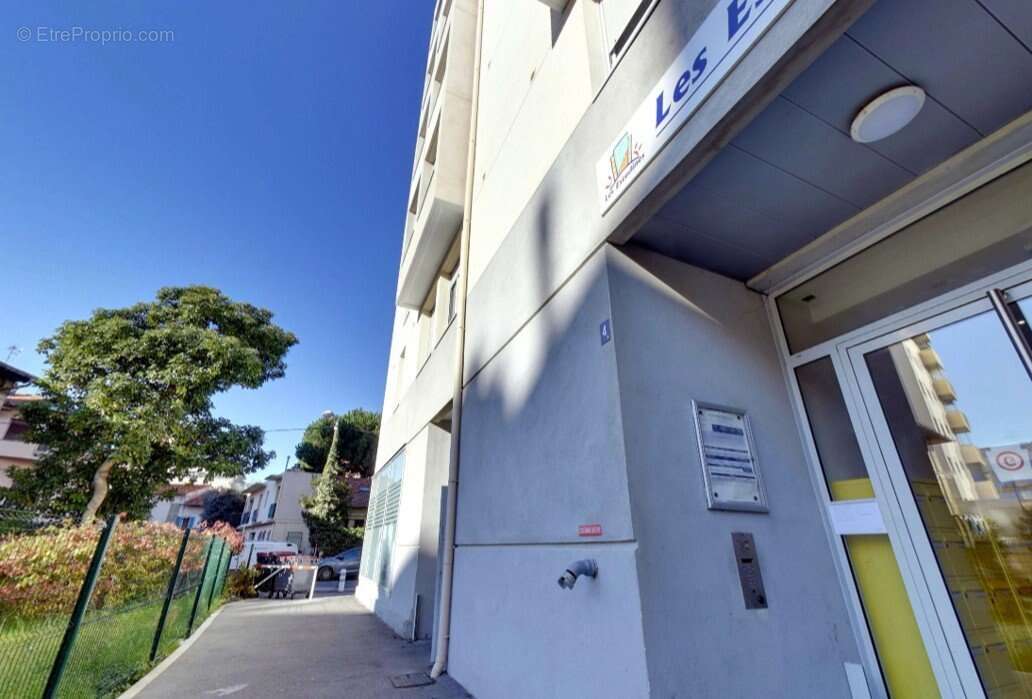 INVESTISSEMENT LOCATIF  NICE  Résidence étudiante Les Estudines  Nice Baie des Anges  6,04 % de rentabilité - photo 9